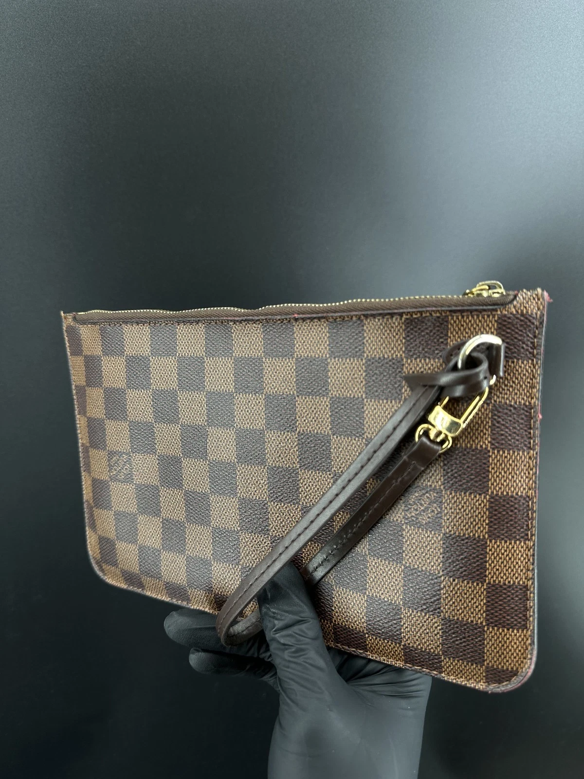 Louis Vuitton Damier Ebene Neverfull MM Pochette