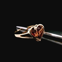  10KT Yellow Gold 1.3dwt “MOM” Heart Ring w/ Diamond – Size 7.25