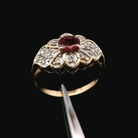  14K Yellow Gold Ruby Diamond Ring 0.09ctw Size 6.25 2.1dwt (3.3g)