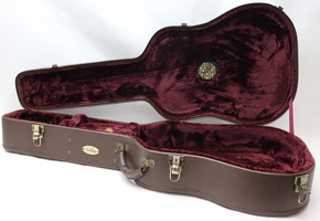 cordoba deluxe wooden archtop humi-guitar dreadnought case