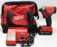 MILWAUKEE 2760-20 HEX IMPACT DRIVER W/ CHARGER AND CP2.0 BATTERY/ LEXIVON BITS