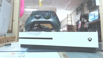 Xbox One S, 1 TB, w/ 1 controller and hook-ups
