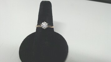 14K YG .85 ct  Diamond Ring, Size 7 1/2