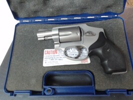 Smith And Wesson 642 Airweight .38 Spc. Brushed Stainless color