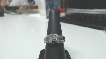 14k WG Diamond Engagement Ring, Approximately 2 cctw., Size 8, with papers