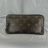 Louis Vuitton Monogram Canvas The Zippy Wallet