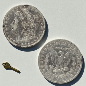 1901-O MORGAN SILVER DOLLAR 