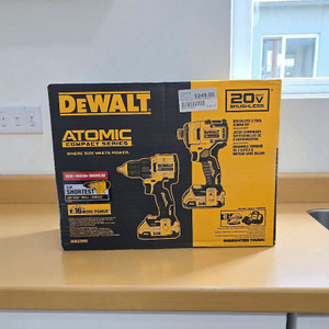 DEWALT BRUSHLESS 2 TOOL COMBO KIT *NIB*
