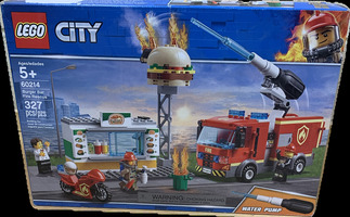 LEGO City Set 60214 - Burger Bar Fire Rescue - New