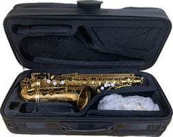 Giardinelli GAS-10 Alto Saxophone by Eastman – New with Possible Defects