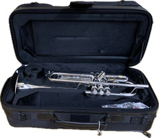 S.E. Shires Q10R Trumpet - New with Possible Defects - No Mouthpiece