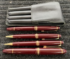 Montblanc Meisterstück 4-Piece Burgundy Set – Pre-Owned – With Small Case