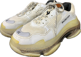 Balenciaga Triple S Sneakers – Size 42 (US 9) – Pre-Owned – Includes Dust Bag