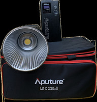 Aputure LS COB 120d Daylight Adjustable LED Light Kit with Controller  (9271536)