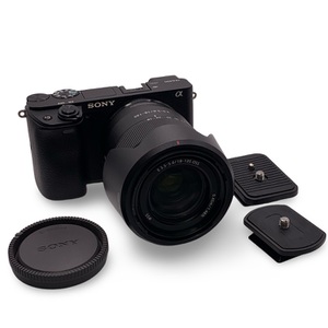 Sony Alpha A6400 Mirrorless Camera w/ 18-135mm Lens – Used – With Charging Cable