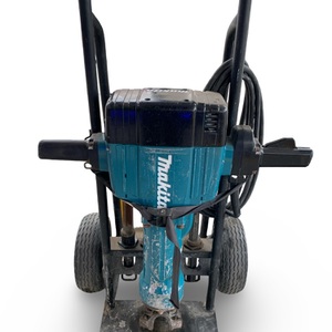 makita hm1810 Demolition Hammer makita 70lb corded on dolly w 4 bits