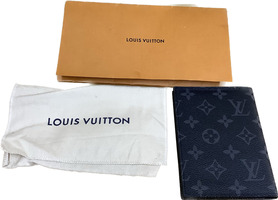 Louis Vuitton M64501 Passport Cover Monogram Eclipse - Used