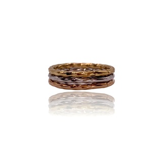  Size 7 (Resizing Available) – 1.40 DWT (2.18g) 10KT Tri-Gold Ring – Ladies 