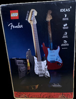 New LEGO Set 21329 - Fender Stratocaster