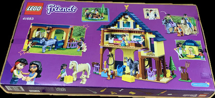 LEGO Friends Horseback Riding Center 41683 (9289918)