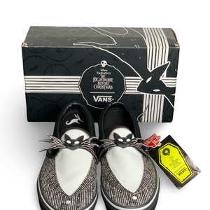 Vans Classic Slip-On The Nightmare Before Christmas x Vans (Disney) – Men’s 9.5