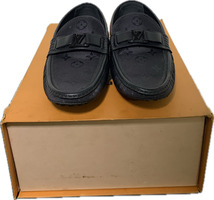 Louis Vuitton Hockenheim Moccasin Noir – Size 7.5 (Medium Width) – Pre-Owned