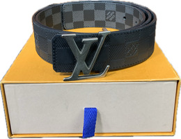 Louis Vuitton LV Initiales 40mm Reversible Belt – Pre-Owned