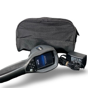 FLIR I7 Infrared Thermal Imager w/ Charger & Carrying Bag 
