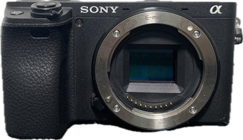 Sony A6400 24.2MP 4K Mirrorless Digital Camera – Body Only – Pre-Owned