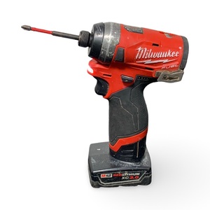 Milwaukee 2553-20 M12 FUEL 1/4" Hex Impact Driver w/ 3.0Ah Battery – Used  
