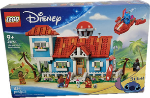 LEGO 43268 Lilo & Stitch Beach House Building Set – 834 PCS – Brand New!