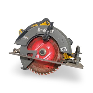 DeWalt DCS578 60V MAX FLEXVOLT 7-1/4" Circular Saw – Used 