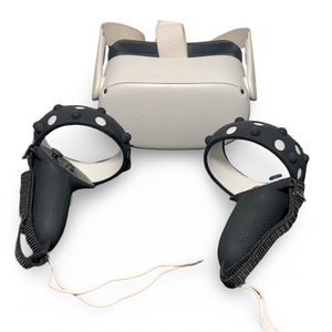 Meta Oculus Quest 2 (128GB) – Used – With Controllers