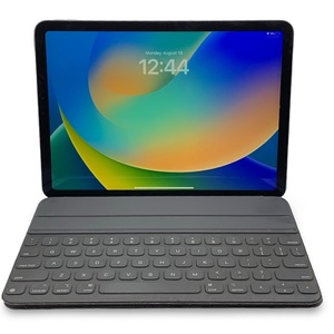 Apple iPad Air 5th Gen 64GB Wi-Fi Only - Space Gray 
