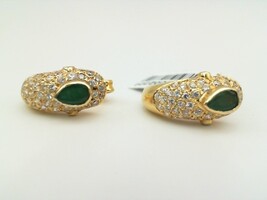 18kyg Womans Cluster Earrings 