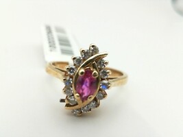 14 Kt Cluster Ring With Pink Center Stone 
