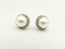14k White Gold Pearl & Diamond Studs 