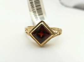 14kt Solitaire Ring 