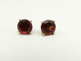 14k Garnet Studs 