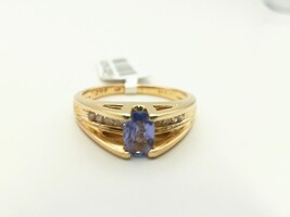 14kt Ladies Tanzanite