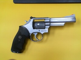 Smith & Wesson Mod 66-2 Stainless Steel 357 Magnum 66-2 6 Shot Revolver