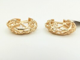 14kt Hoops Earrings