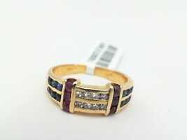  18KT CLUSTER RING