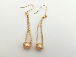  18kt PEARL DANGLE EARRINGS