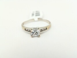  18kt W/G Engagement Ring CZ