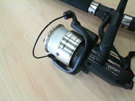 COMBO REEL SHIMANO BAITRUNNER 6500 / ROD PENN