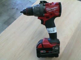 MILWAUKEE 2904-20