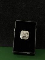 14KT W/G CLUSTER RING WITH DIAMONDS 