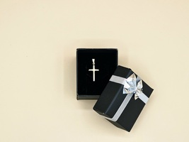 10kt 1" Cross Charm