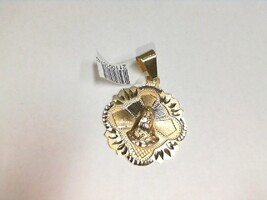 14Kt Y/G Virgin Mary Religious Pendant